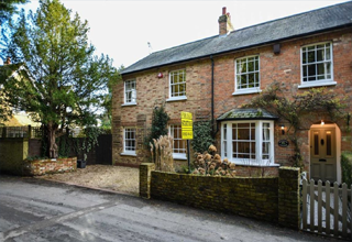 Taxi in Letchmore Heath